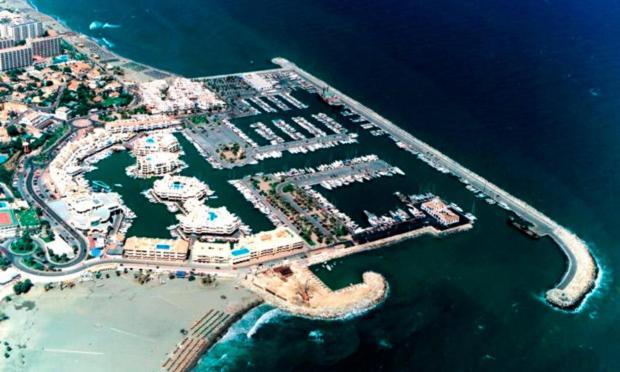 Holiday Rentals Piscina, Playa Parking A 5 Min Caminando Del Puerto De Benalmadena Bagian luar foto
